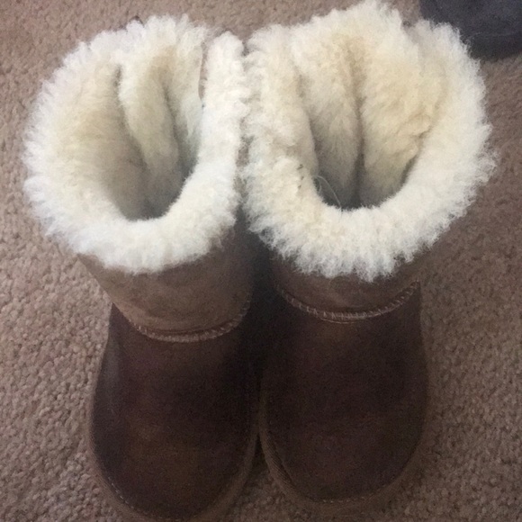 UGG Other - Toddler size 8 tan girls boot